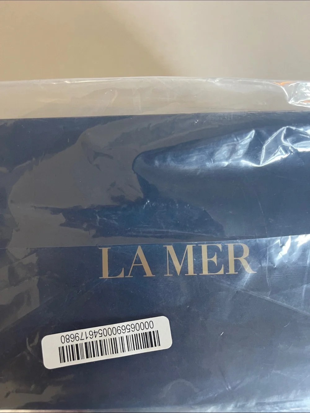 La Mer Skincare Set in White & Amber
